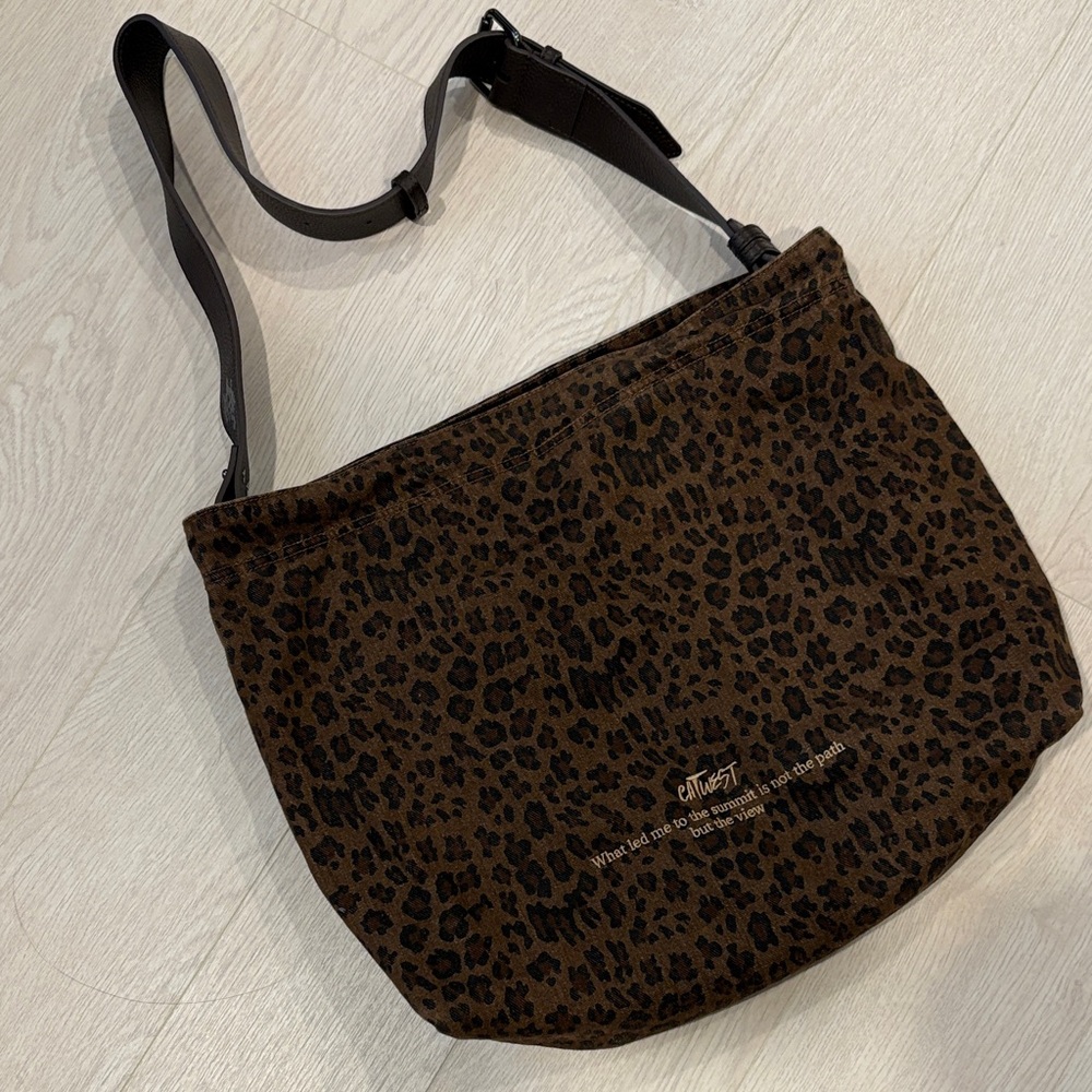 Leopard Patterned Shoulder Bag